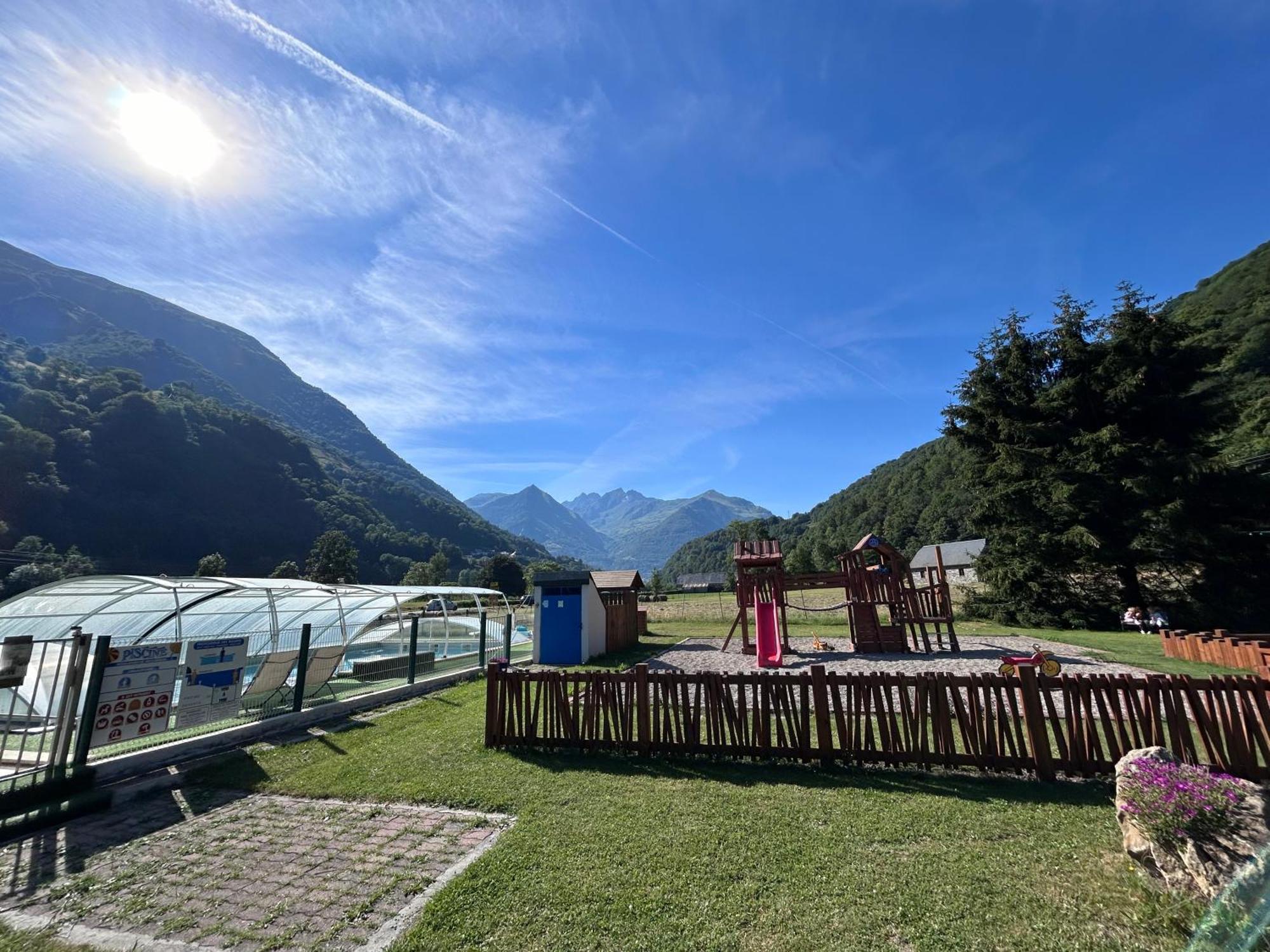 Camping Happy Pyrenees Saligos Экстерьер фото